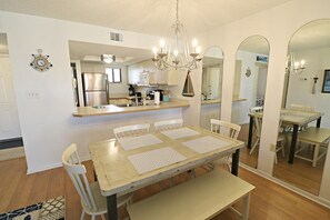 Dining - Ocean Village Club Condo K25 (St. Augustine)