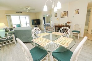 Dining - Ocean Village Club Condo L16 (St. Augustine)
