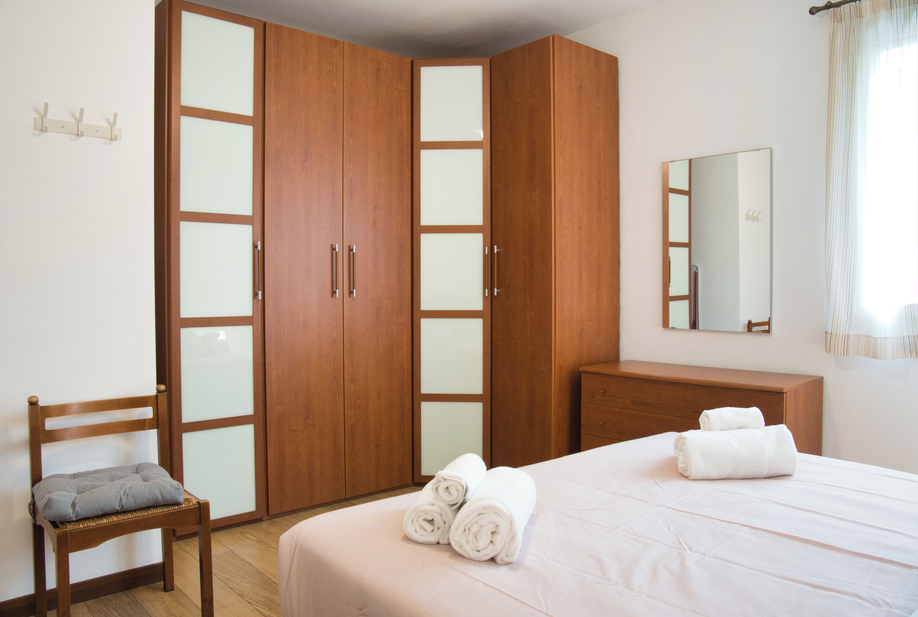 3 bedrooms, free WiFi, bed sheets