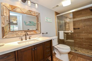 Shower, hair dryer, towels - Ocean Village Club Condo O16 (St. Augustine)