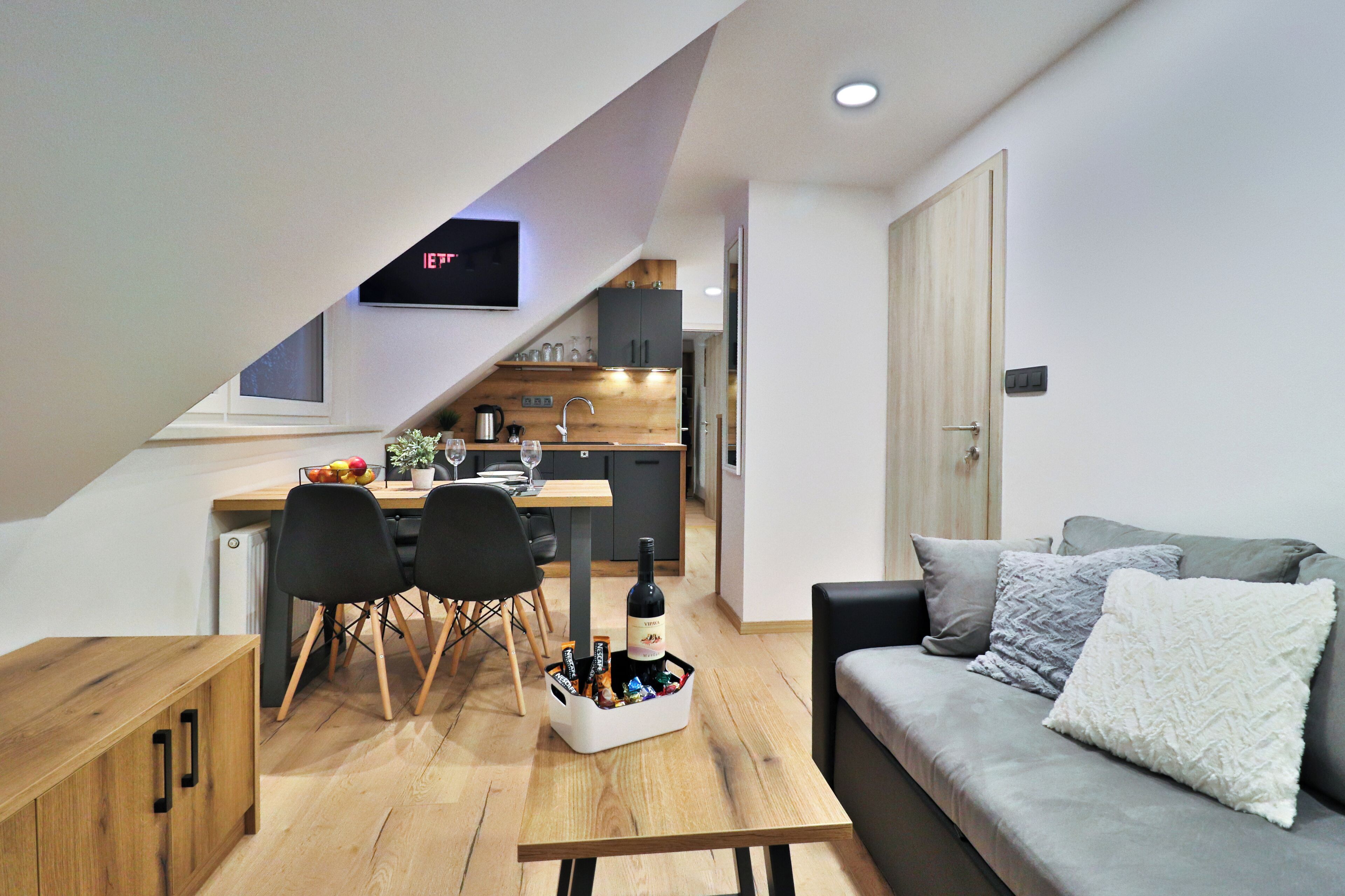 Apartment, Pets Allowed, Mountain View | Living area