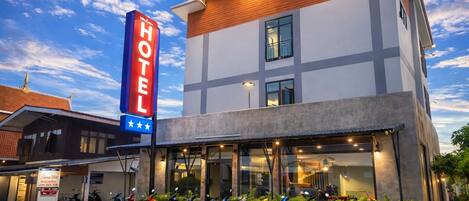 Fachada de la propiedad