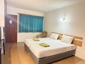 Standard Double Room - OYO 75617 Thaworn Hotel (Chang Wat Chiang Mai)