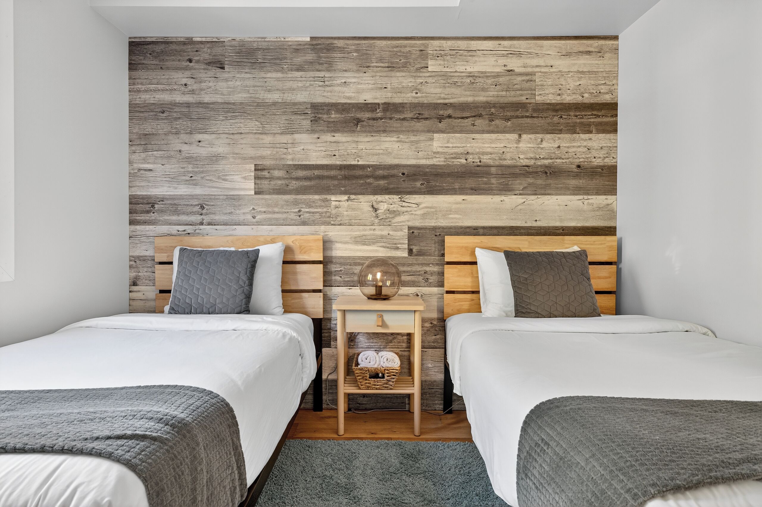 Comfort Condo, Mountain View