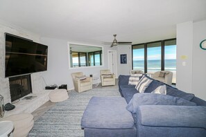 TV - Sand Dollar 1-506-Four Bedrooms, Direct Oceanfront Condo (St. Augustine)