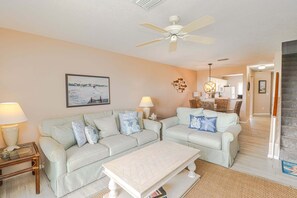 TV - Sea Place 15269-Beautiful Direct Oceanfront Townhome! (St. Augustine)