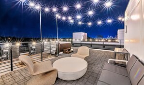 Terrace/patio - 2 Chic Nashville Homes | Rooftops & Skyline Views (Nashville)