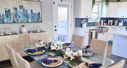 Relaxing 3BR Getaway Near I-75 w/ Hot Tub & Cozy Outdoor Seating