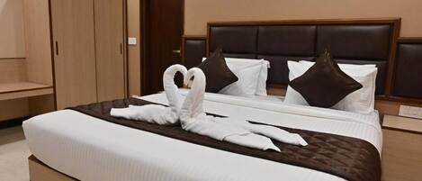 Soundproofing, free WiFi