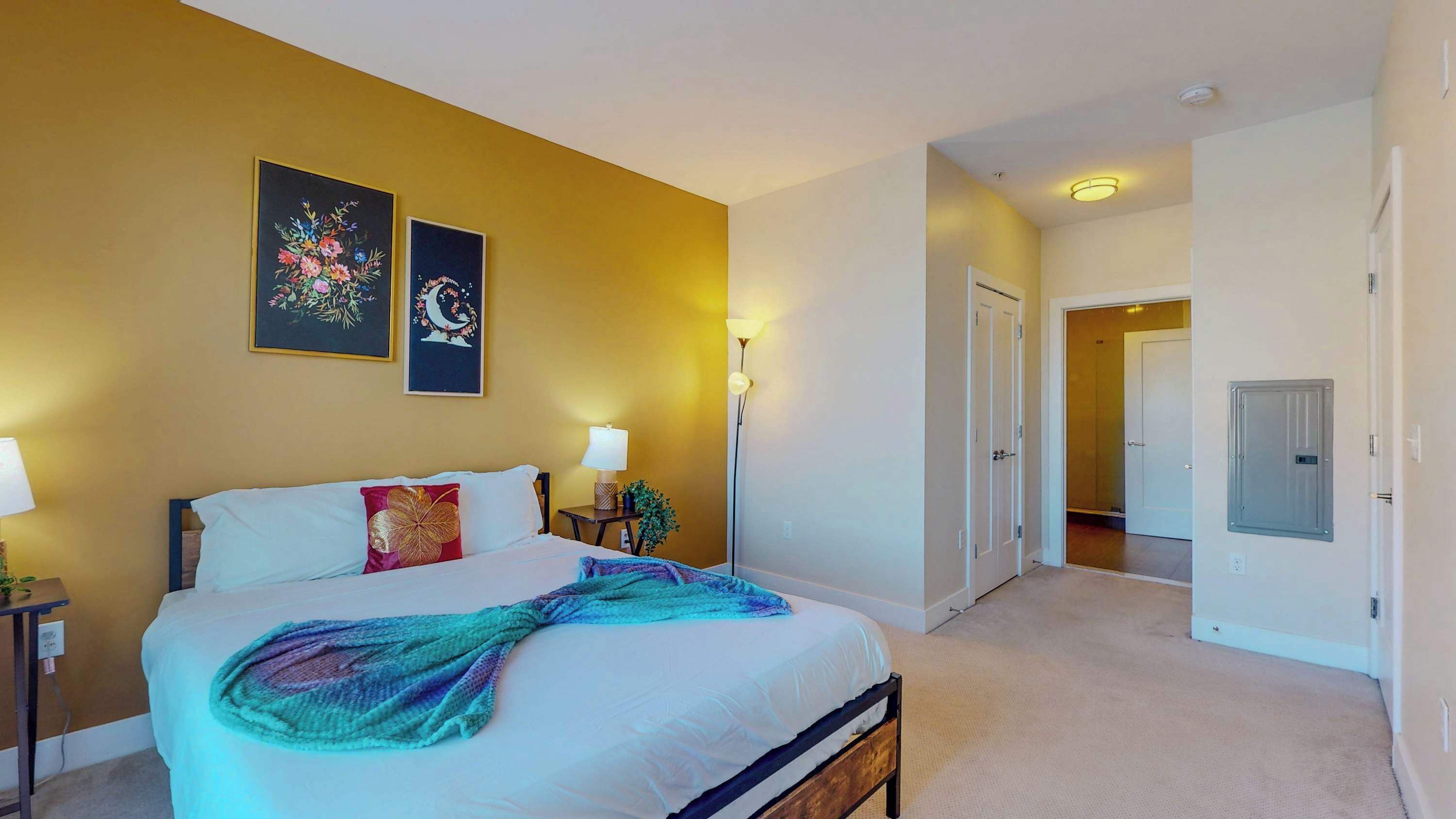 1 soverom, strykejern/-brett, wi-fi (inkludert) og sengetøy