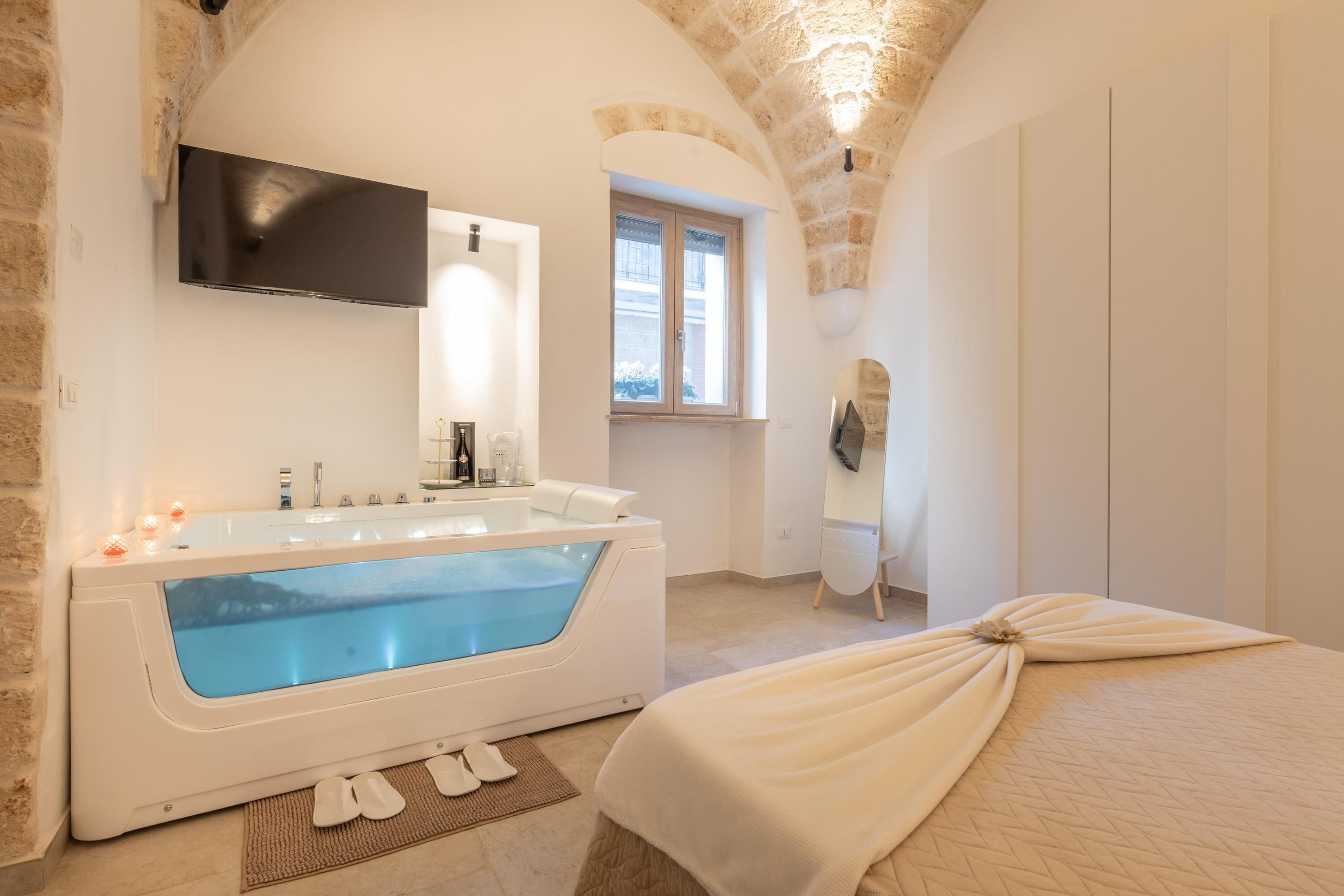 1 slaapkamer, een strijkplank/strijkijzer, gratis wifi, beddengoed