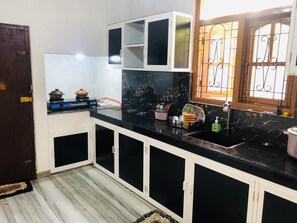 Private kitchen - Chathu Villa Bentota (Bentota)