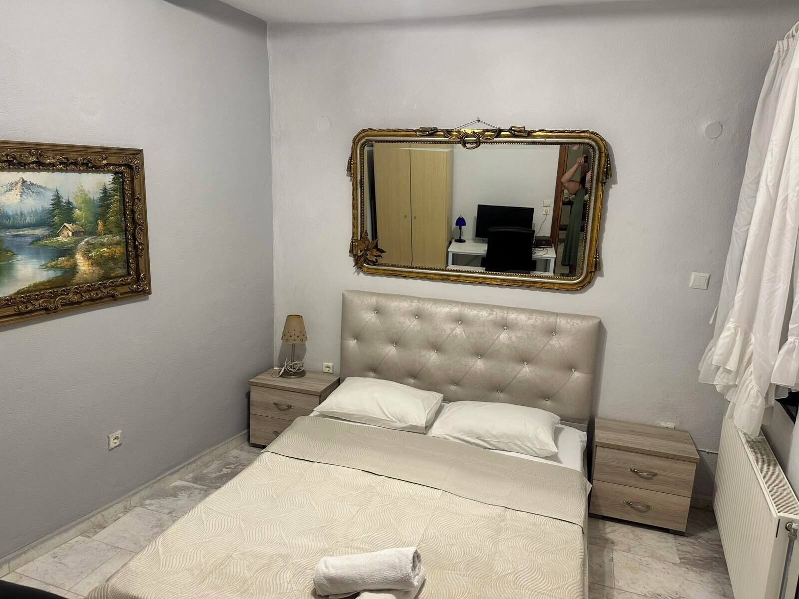 2 bedrooms, desk, iron/ironing board, free WiFi