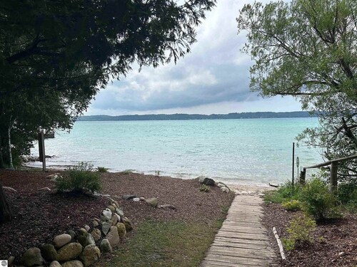Relax & Recharge | Fire pit, Game Room, Near Torch Lake