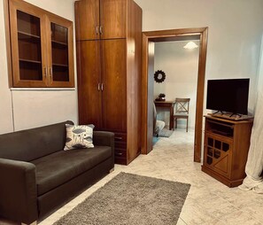 Smart TV, books