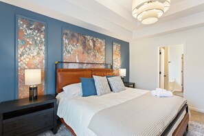 4 soverom, strykejern/-brett, wi-fi og sengetøy