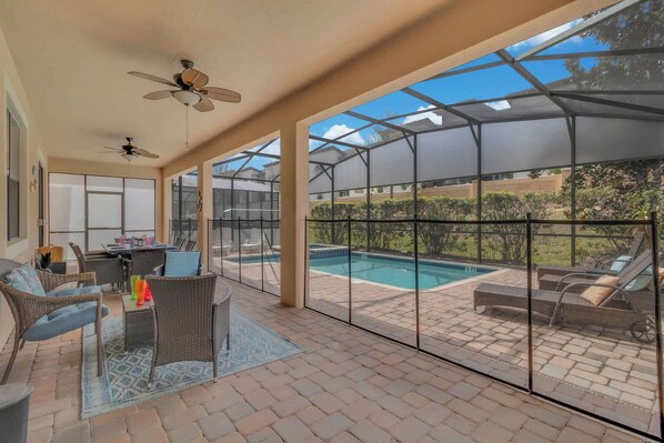 Terrace/patio - "All Things Magic” at Champions Gate Resort (Four Corners)