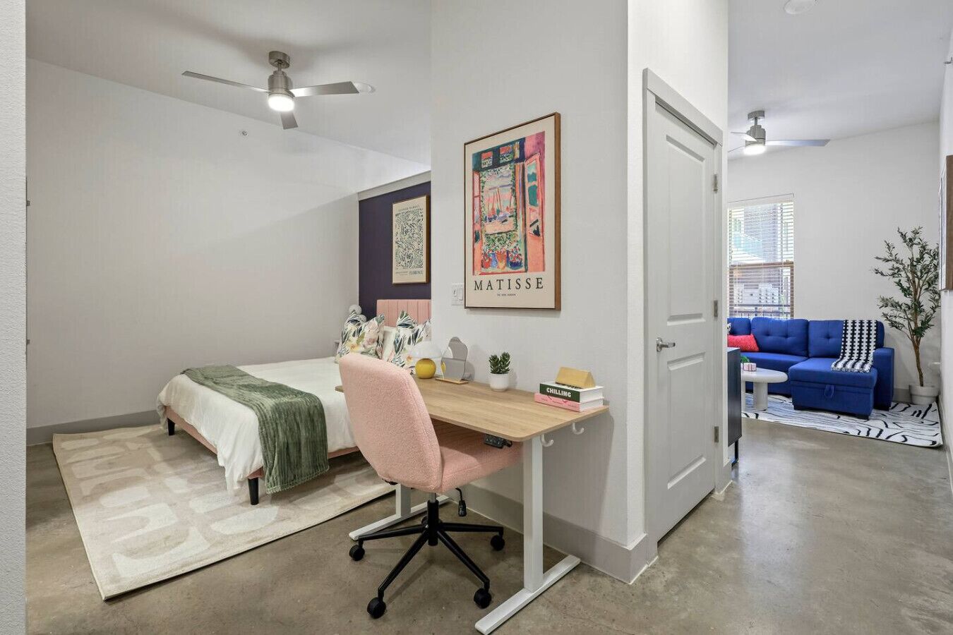 Desk, iron/ironing board, travel crib, WiFi