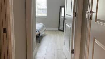 3 chambres, fer et planche Ă repasser, lit parapluie, Wi-Fi gratuit