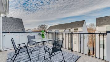 Stadtwohnung | Speisen im Freien