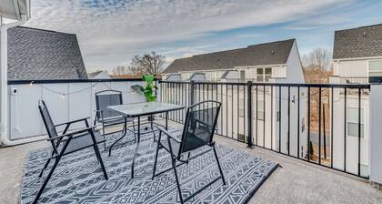 Luxe King 4BR Townhouse in Uptown CLT