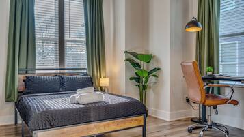 Townhome | Free WiFi