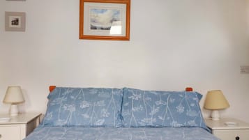 1 makuuhuone, yksilöllisesti sisustettu, yksilöllisesti kalustettu