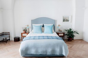 2 chambres, fer et planche à repasser, Wi-Fi, draps fournis