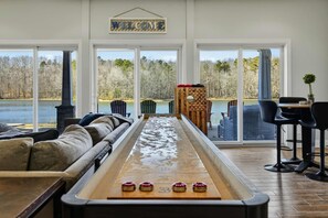 Spielezimmer