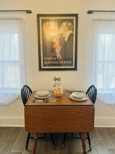 Cozy Mountain Guesthouse Near Park City, Utah.