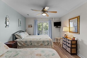 3 bedrooms, WiFi, bed sheets - Coastal Condo with Community Pool, Steps to Beach! (Oak Island)