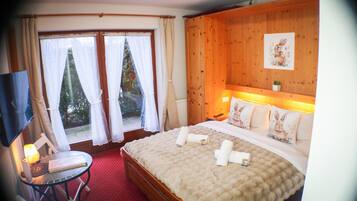 Fer et planche Ă repasser, Wi-Fi, draps fournis