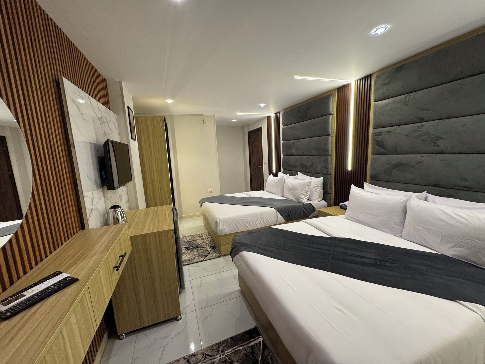 Deluxe Quadruple Room | In-room safe, free WiFi