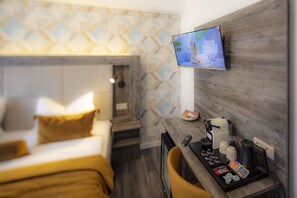Deluxe Double Room, Private Bathroom | Room amenity - Hotel Zur Feldmühle  (Arnsberg)