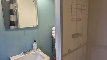 Towels, toilet paper