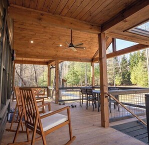 Outdoor dining - Cub Camp - Creekfront Cabin w/ Hot Tub, Fire Pit & Game Barn (Cherry Log)