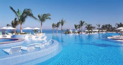 Pueblo Bonito Emerald Luxury Villas & Spa