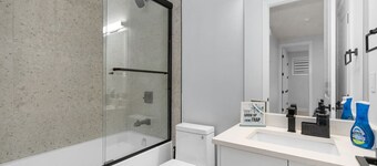Minutes from Downtown | Spacious 1-Bed
