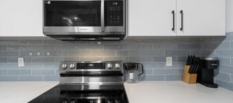 Minutes from Downtown | Spacious 1-Bed