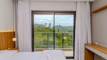 Căn hộ tiện nghi đơn giản, quang cảnh thành phố | Truy cập Internet không dây miễn phí