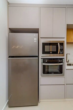 Căn hộ tiện nghi đơn giản, quang cảnh thành phố | Bếp riêng