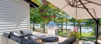 Bear Bay Retreat on Lake Muskoka