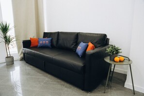 Living area - Sunny Apartment near Turia Park, Valencia (València)
