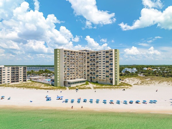 On the beach - Emerald Inlet at Pinnacle Port (Panama City Beach)