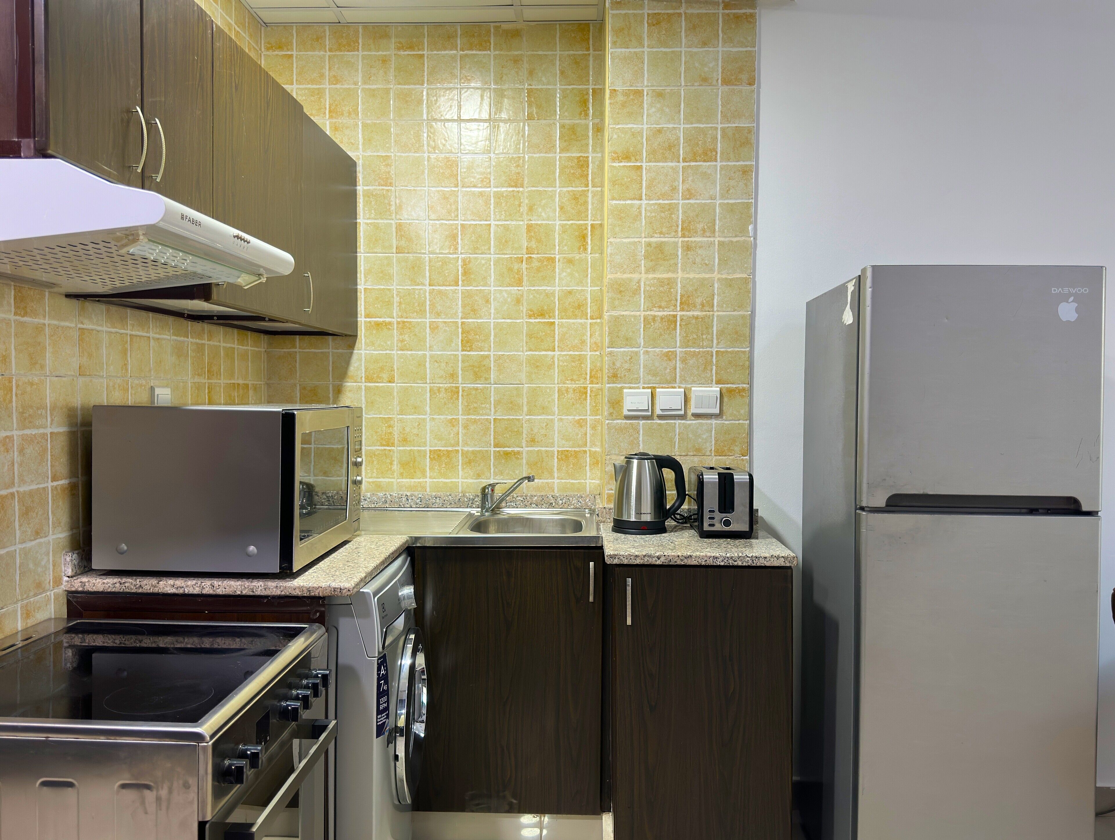 Appartement, 1 slaapkamer, niet-roken, uitzicht op stad | Privékeuken | Een koelkast/vriezer