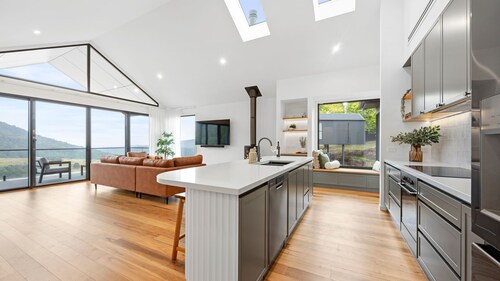 The Pinnacle - Sleeps 10 - Merrijig