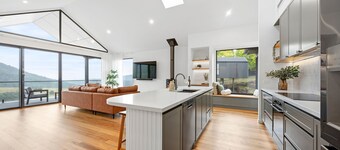 The Pinnacle - Sleeps 10 - Merrijig