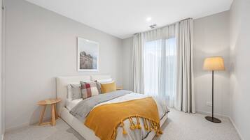 4 bedrooms, free WiFi, bed sheets