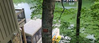Fabulous 2-bedroom house with Boathouse and Screened Porch on charming Lake Lure