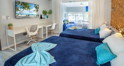 Beach #4 - B Few steps to the beach with pool